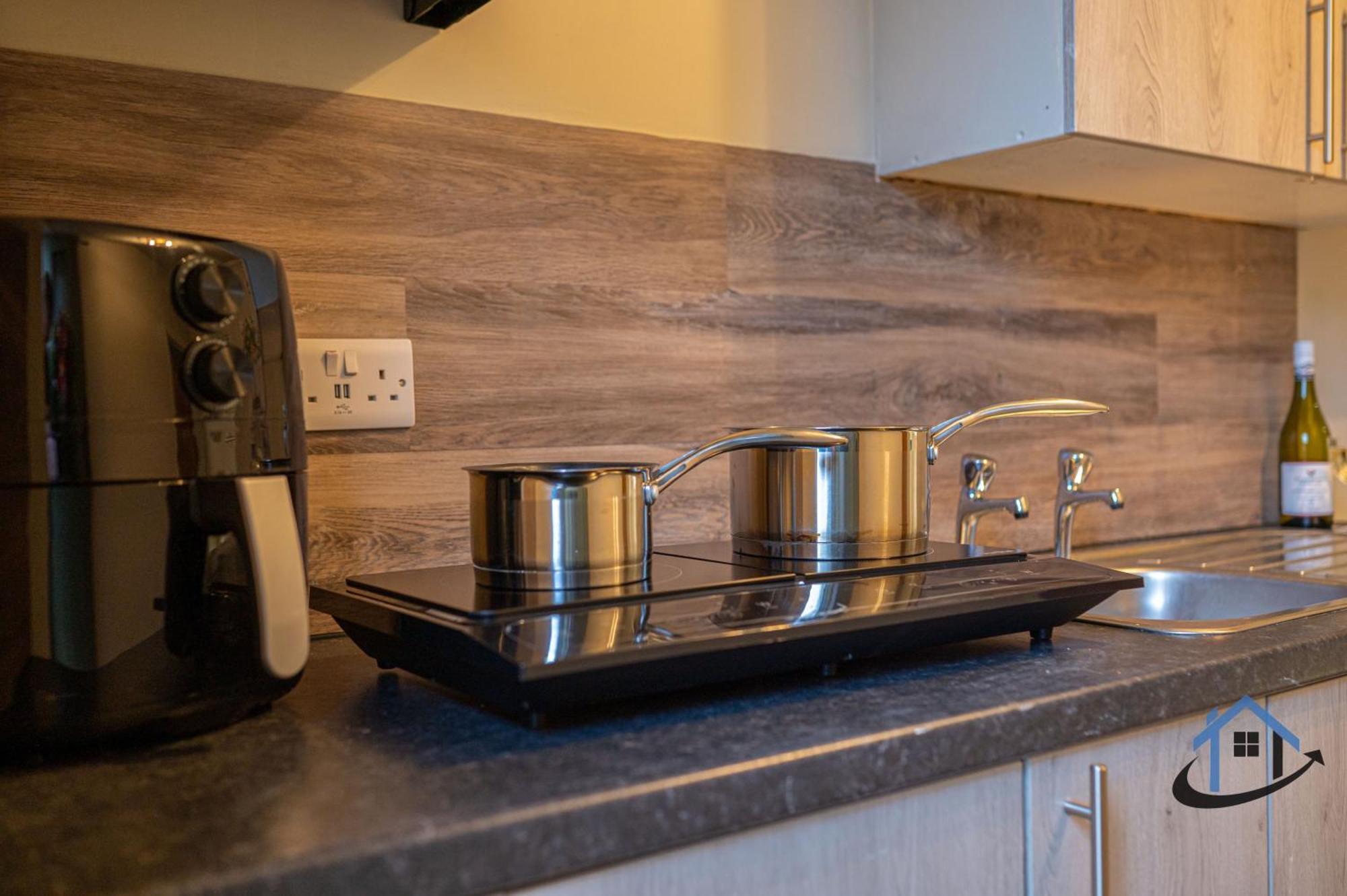 Stanwick Studio, Cosy Country Studio, Sleeps 4, Parking, Wifi Buitenkant foto